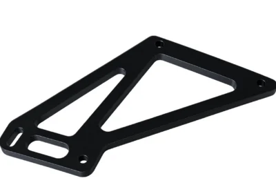 Supporto per spoiler per auto RC stampato in 3D in resina simile al nylon
